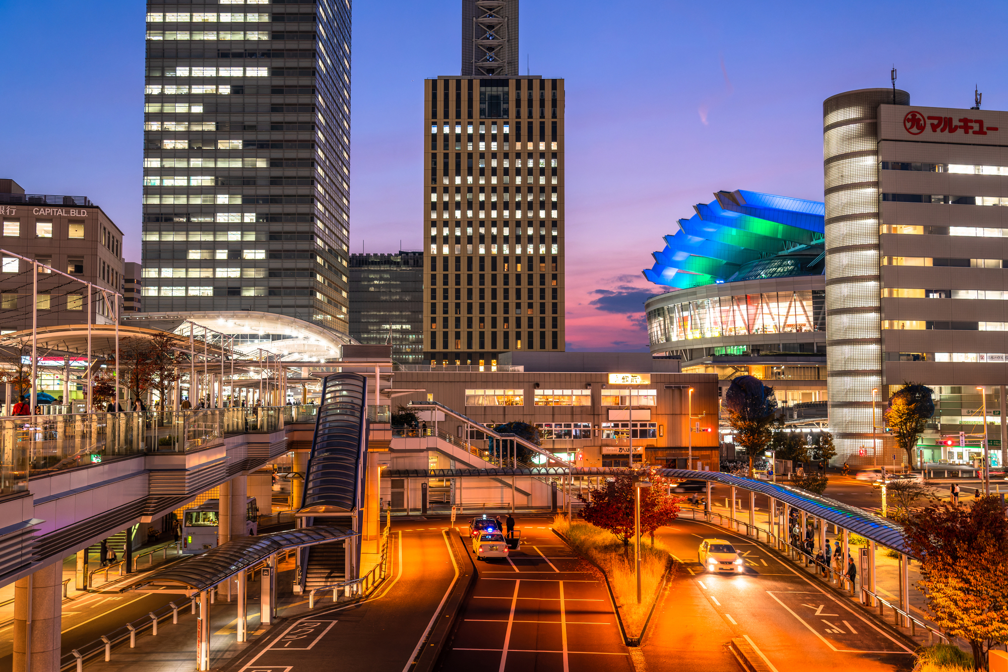 大宮駅前 夕景
